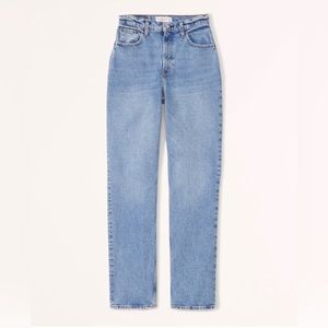 NWT Abercrombie Curve Love 90s Straight Jean in Medium